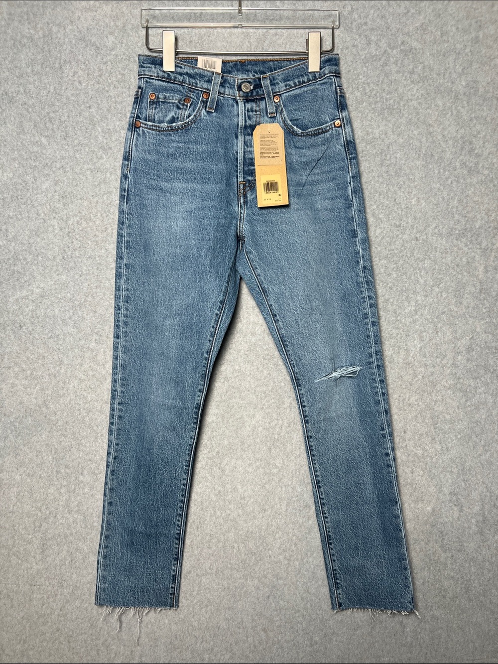 Levi’s 501 Skinny Women’s Jeans 25x28 High Rise Distressed Raw Hem NWT